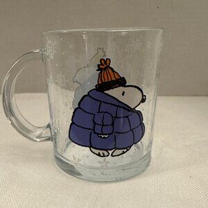 2025 Peanuts Puffer Jacket Snoopy Snowflakes GLASS 16 oz Mug NEW 2025